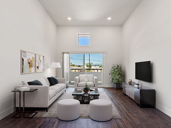 5th image of 16550 Vanowen St APT 320