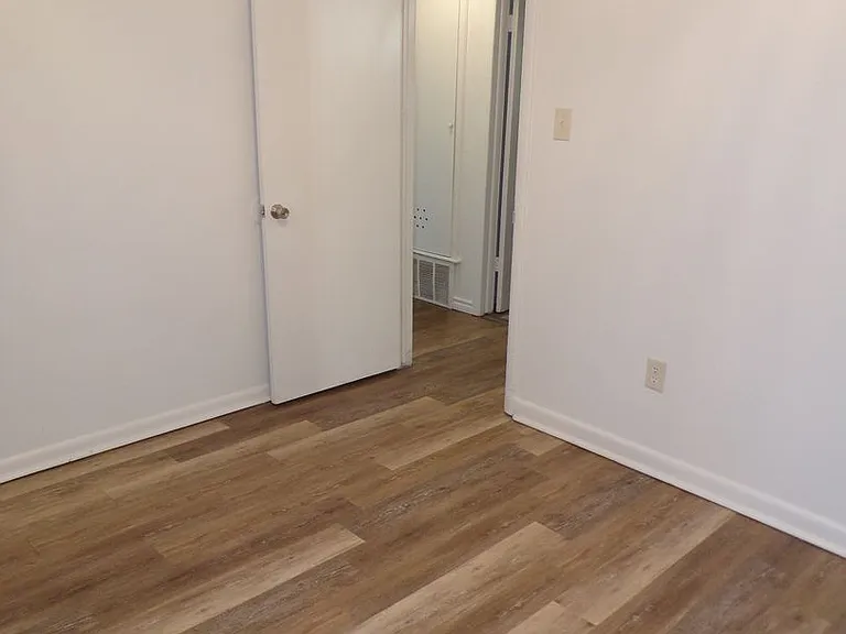 2335 NW 41st St — Photo 13