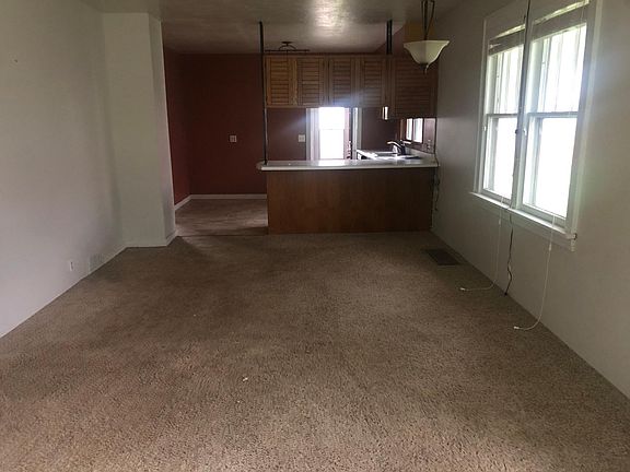 5th image of 806 Grant Ave