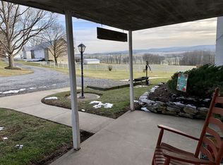 50 Matthews Dr, Robesonia, PA 19551