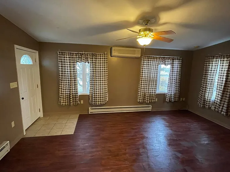 1114 Chestnut St #2 — Photo 7