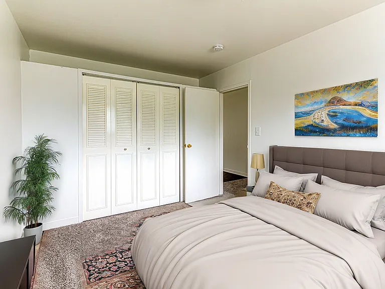 Manor House Apartments — Photo 9