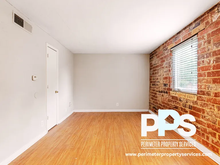 195 Randolph St NE #8 — Photo 10
