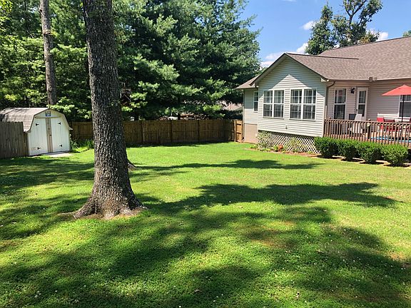 3rd image of 166 Bobwhite Dr