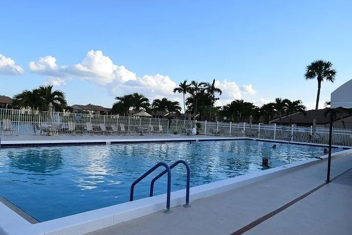 802 Sky Pine Way #F2 — Photo 17