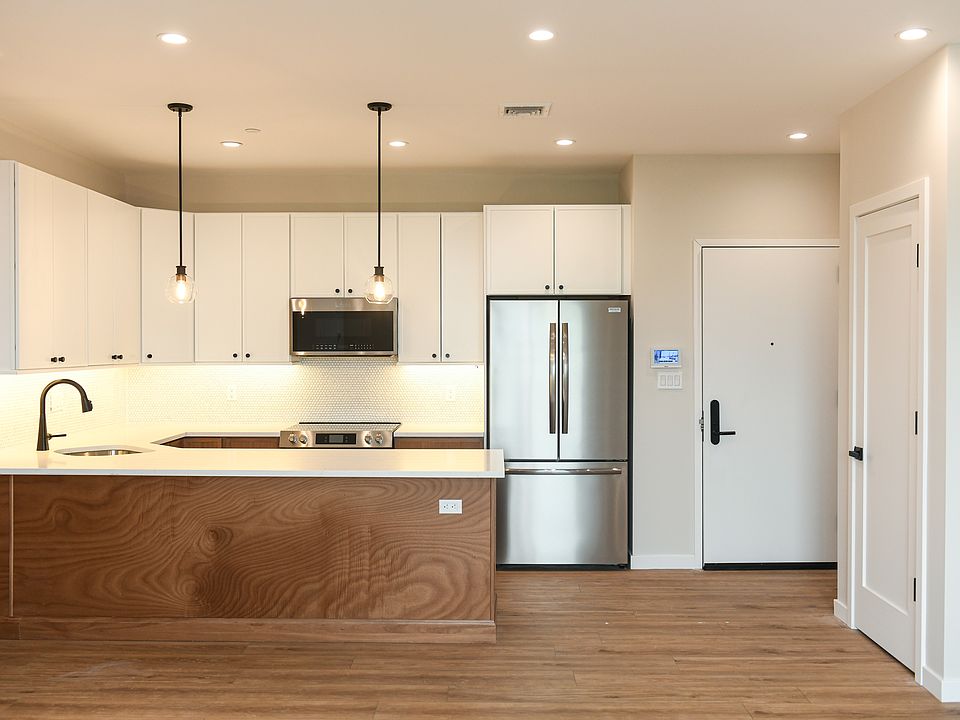Kitchen/entrance/coat