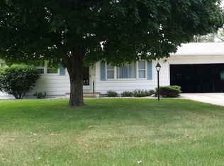 2712 Prairie Dr, Adrian, MI