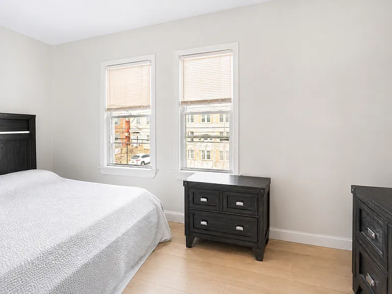 9119 Newkirk Ave #3 — Photo 11