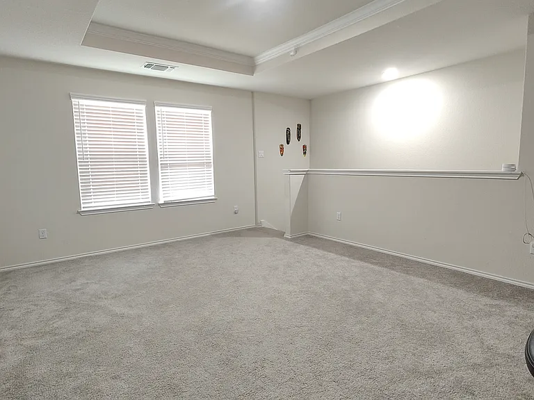 Decent Loft space/ Game room