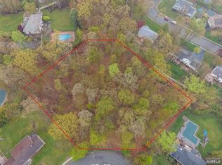 146 Manito Ave, Oakland, NJ 07436