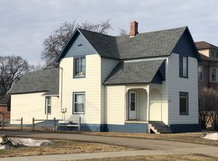 345 College St SW, Valley City, ND 58072