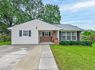 1408 Harriet Dr, Burlington, NC 27215