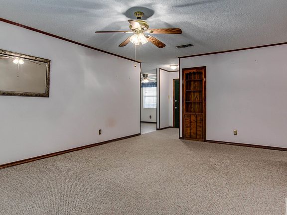 4th image of 3601 Fairfield Dr