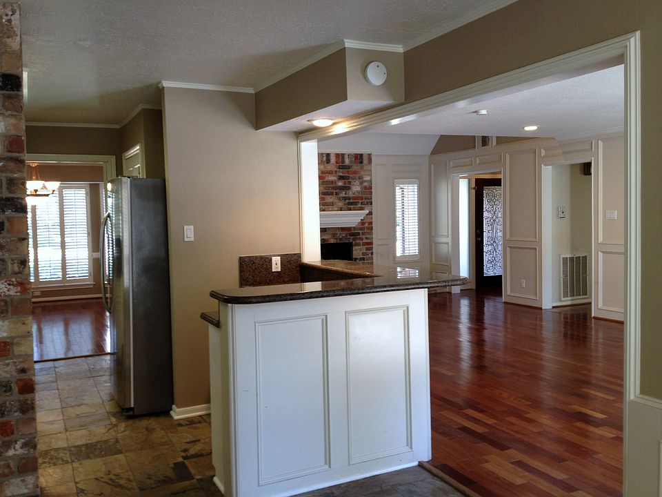 2nd image of 1205 Krist Dr