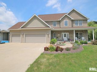 7111 W Lancaster Rd, Peoria, IL 61607