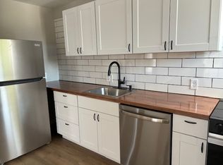 7910-7916 SE Division St, Portland, OR 97206