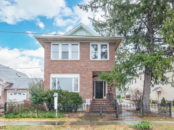 9 Arlington Pl, Clifton City, NJ 07011