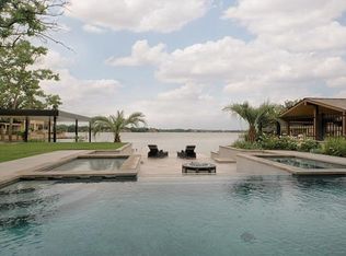 900 Red Sails, Horseshoe Bay, TX 78657