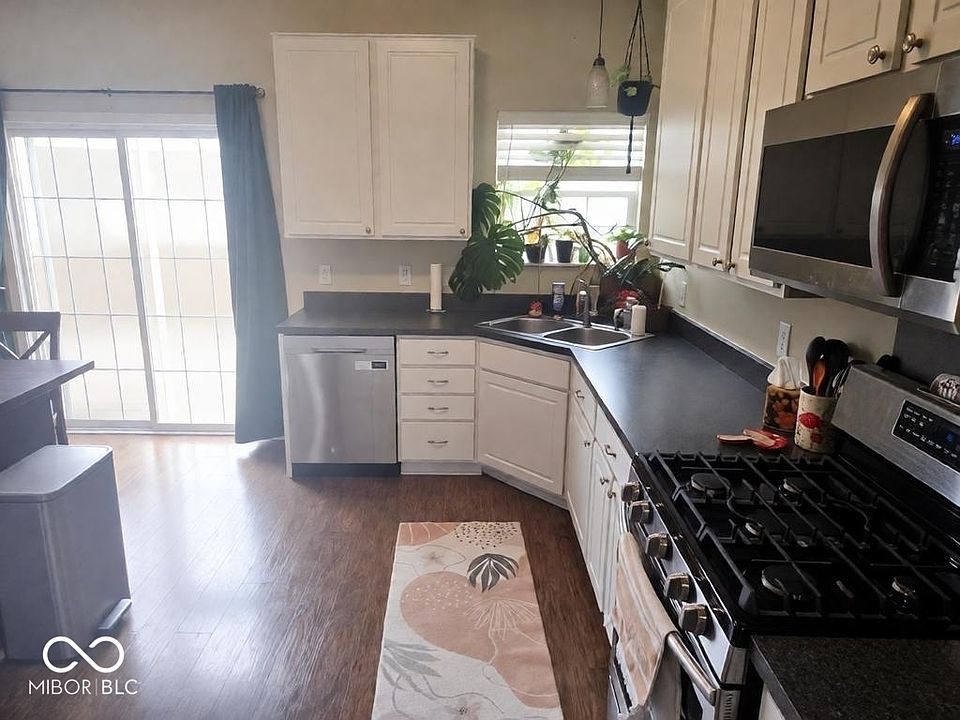 3341 Enclave Xing, Greenwood, IN 46143 | Zillow