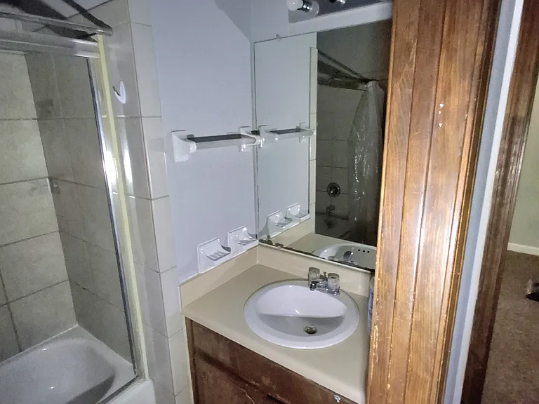 Upstairs bathroom