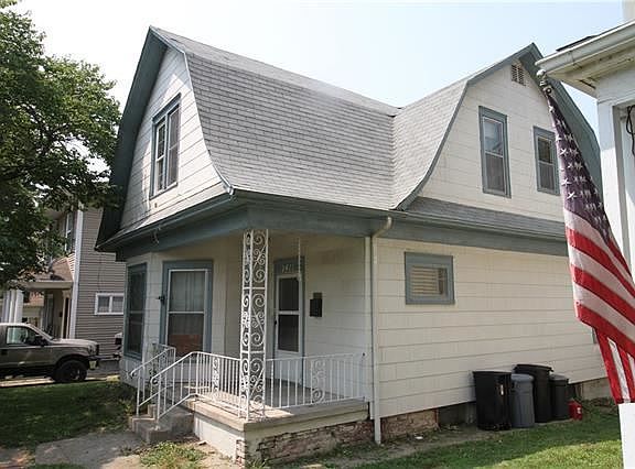 2nd image of 2411 Doniphan Ave