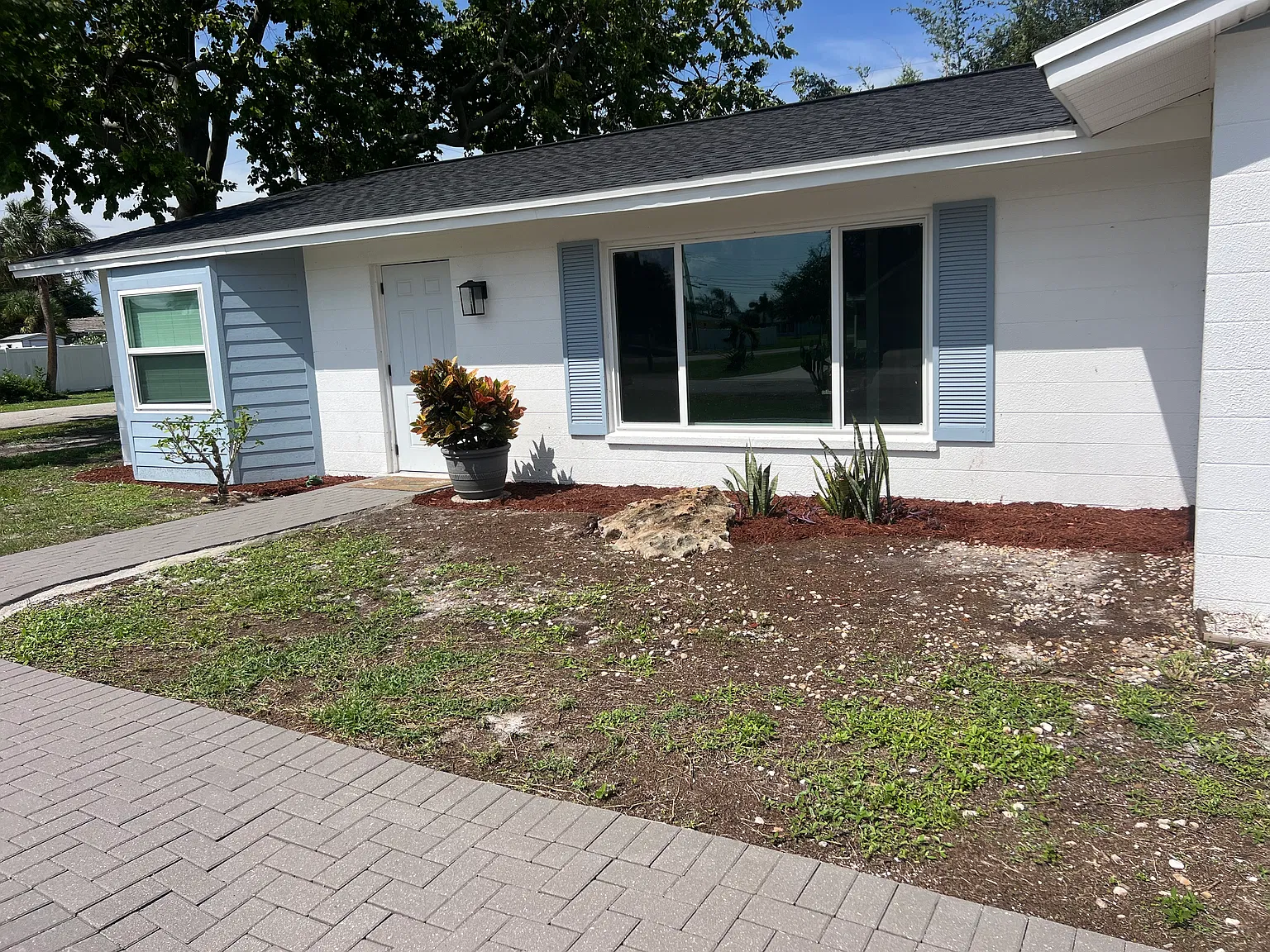 2 bed, 1300 sqft, $2,000 — Photo 4