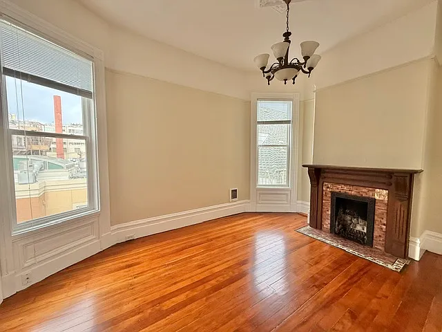 2275 Sutter St #10 — Photo 4