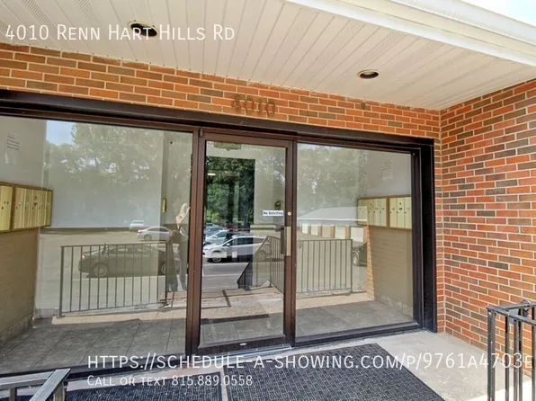 4010 Renn Hart Hills Rd, Loves Park, IL 61111