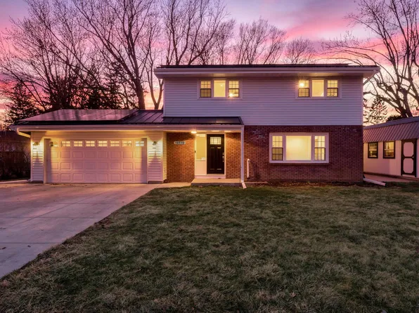 10716 27th Ave S, Burnsville, MN 55337