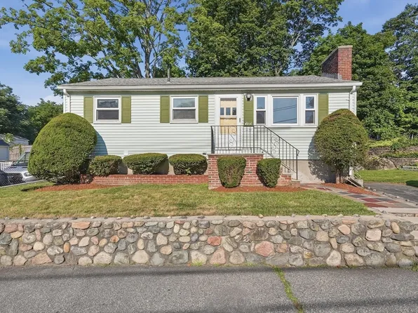 31 Eastern Ave, Woburn, MA 01801