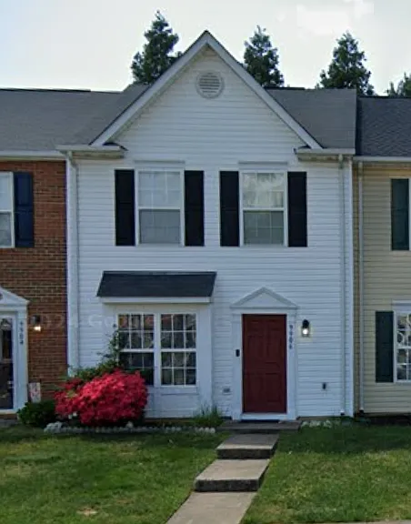 9906 Warwick Pl — Photo 1