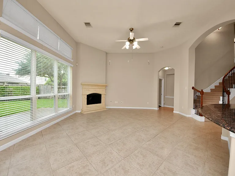 24122 Haywards Crossing Ln — Photo 17