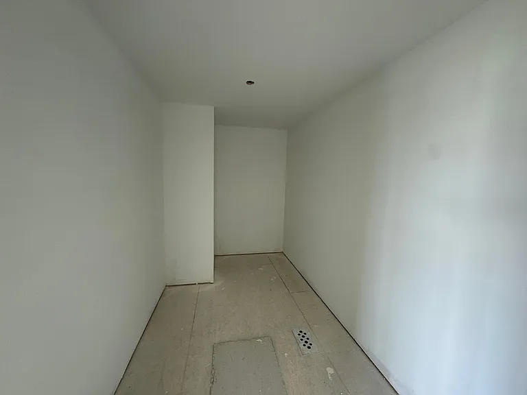Unit Photo