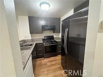 13701 Hubbard St #30 — Photo 5