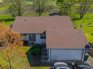 1375 NW Keasey St, Roseburg, OR