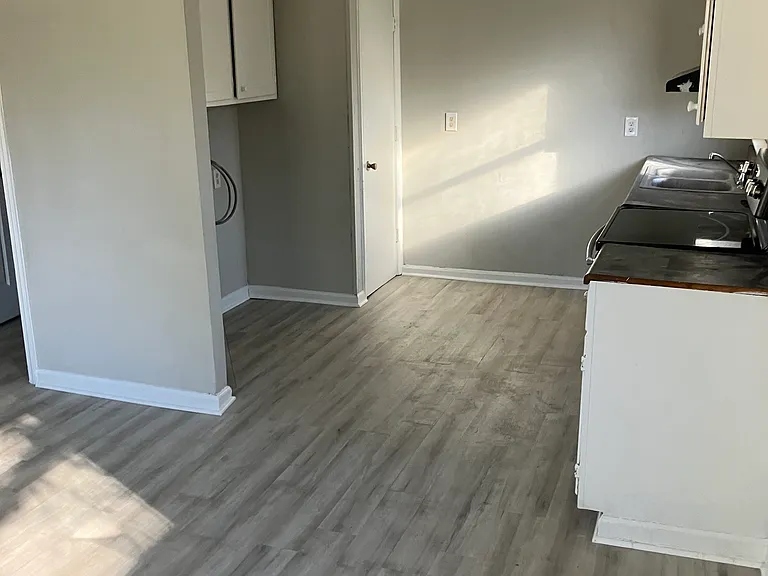 426 W Columbus St — Photo 6