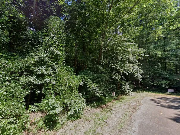 423 Greenbriar Way, Westminster, SC 29693