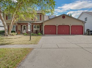 2012 Clearwater Way, Elgin, IL 60123