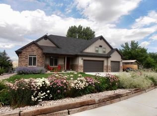 216 Hillcrest Ave, Rangely, CO 81648