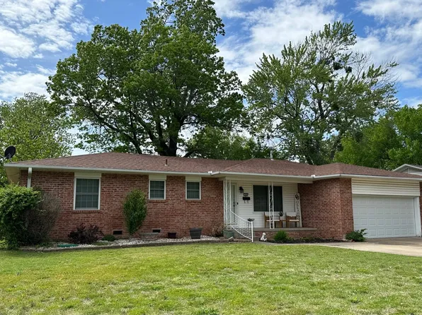 1407 S 10th St, McAlester, OK 74501