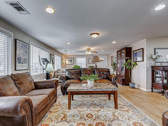 2nd image of 1221 Canal Dr