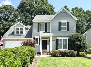 5208 Autumn Woods Dr, Greensboro, NC 27407