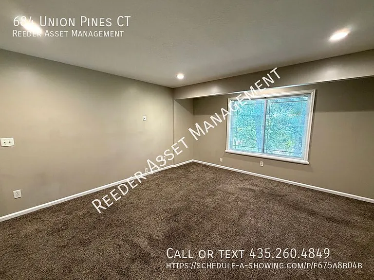 684 E Union Pines Ct — Photo 9