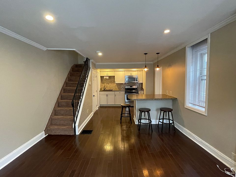 1st image of 236 Tasker St