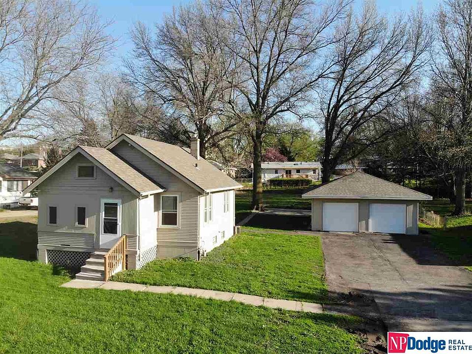 1st image of 7421 Blondo St