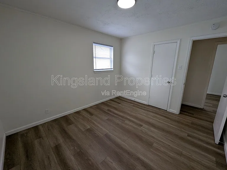 11891 Bridgevale Ave — Photo 13