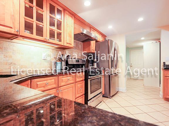 4th image of 32-33 43rd St #1-2
