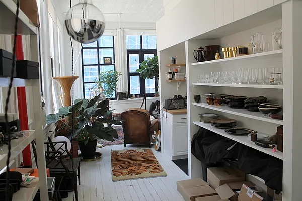 Rented by Wyllie Real Estate | media 8