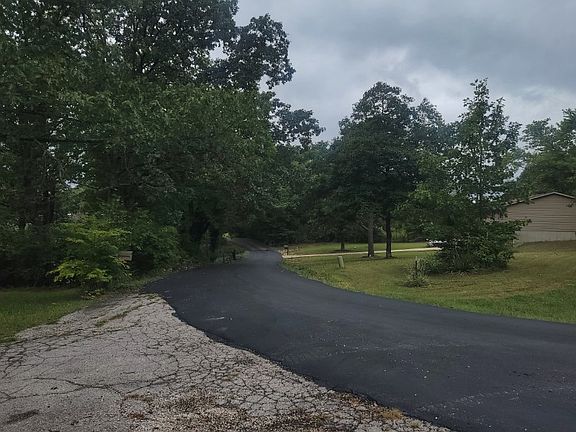 4th image of 6422 Carol Ln