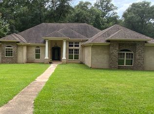 836 Doe Run Dr, Newton, AL 36352